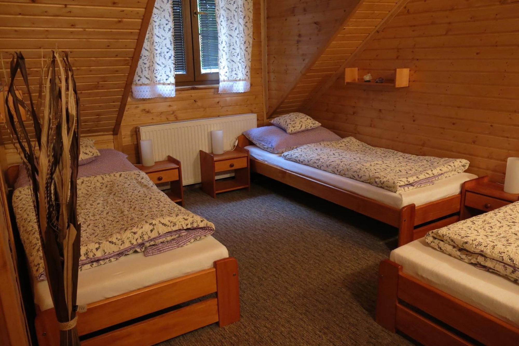 Roubenka U Mlyna Hotell Dasice Exteriör bild