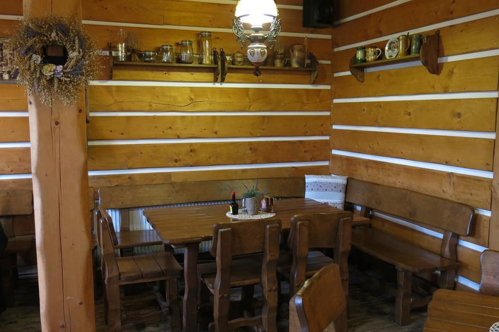 Roubenka U Mlyna Hotell Dasice Exteriör bild